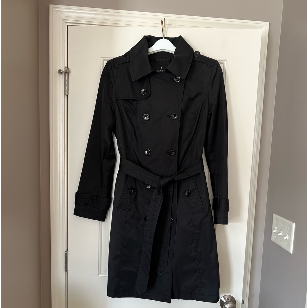 Women’s Black London Fog Water-resistant Trench Coat, Size M